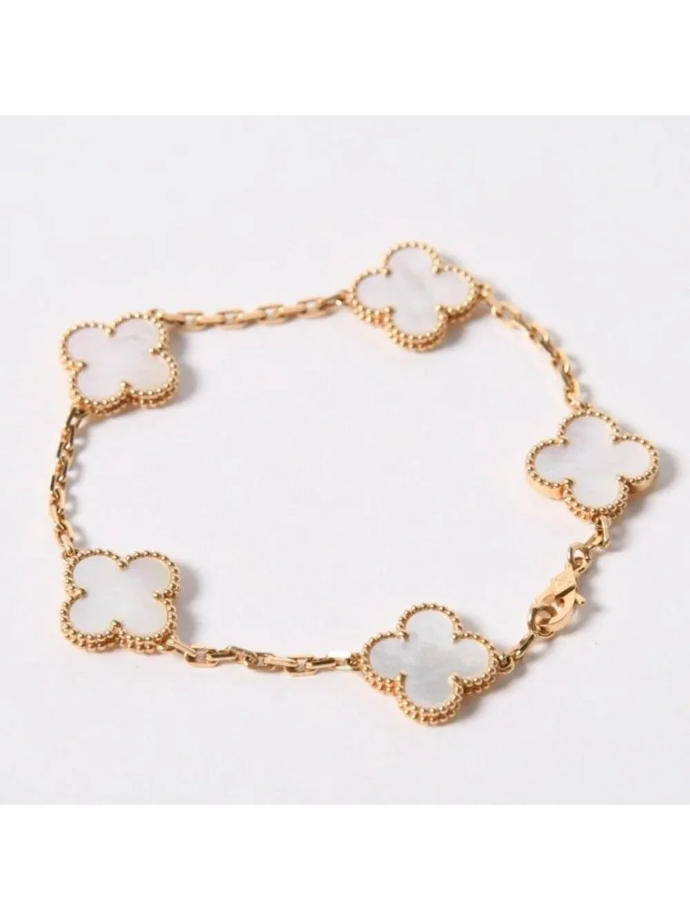 Van Cleef & Arpels brand van